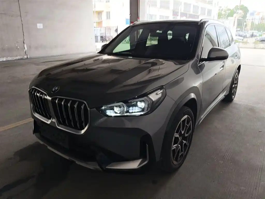 BMW X1 2023 — фото 1