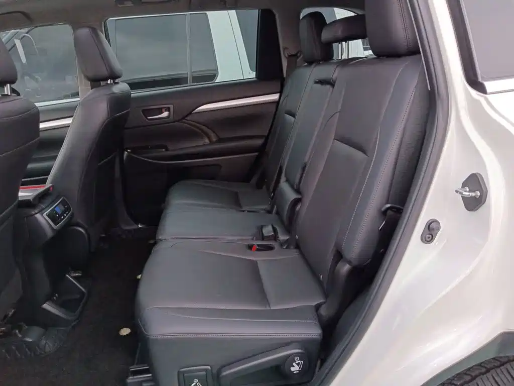 Toyota Highlander 2019 — фото 13
