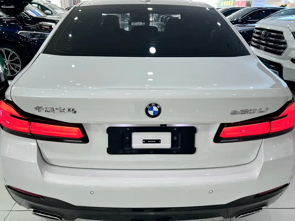 BMW 5 Series 2024