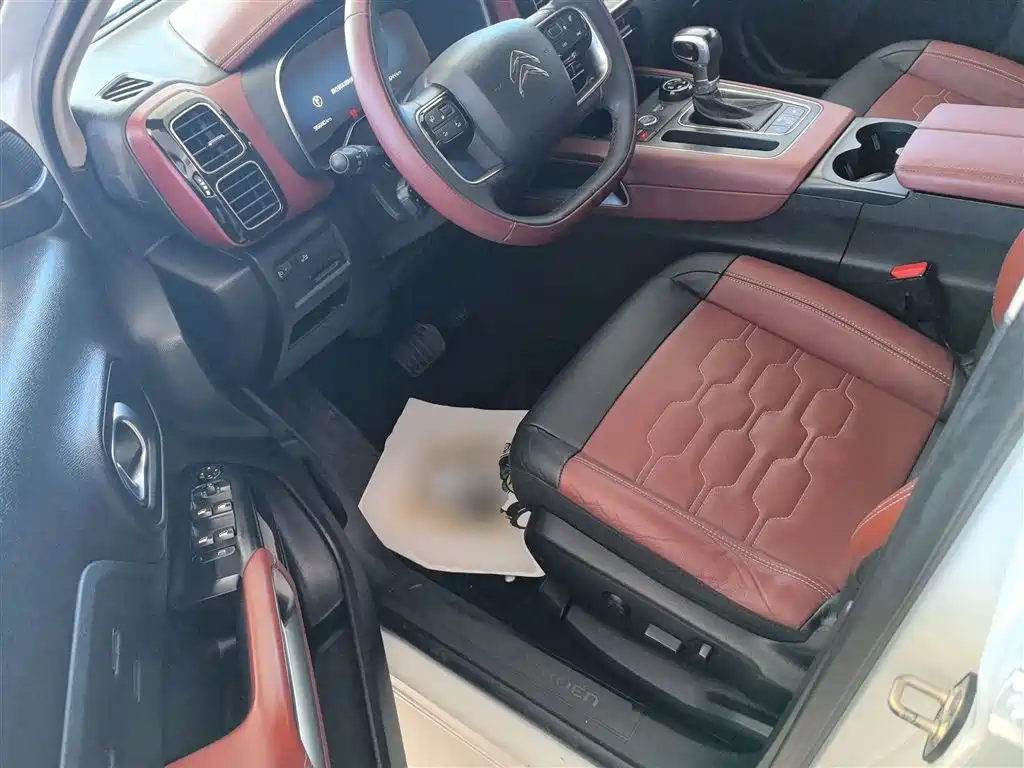 Citroen C5 AIRCROSS 2020 — фото 16