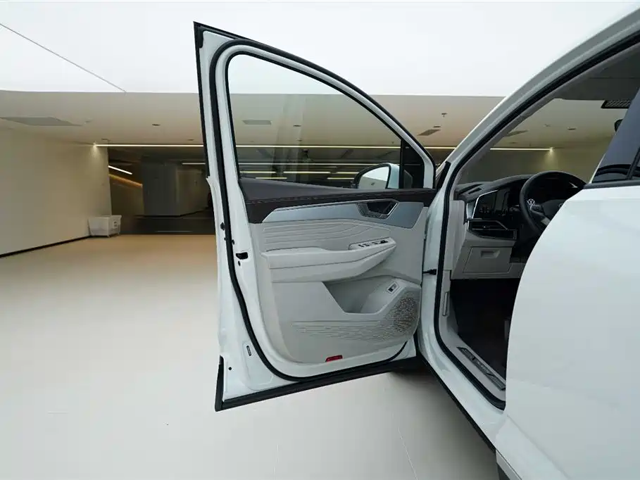 Volkswagen Talagon 2023 — фото 16