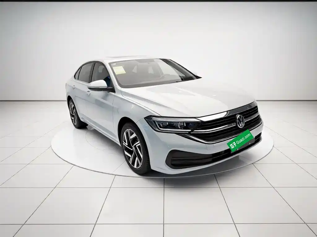 Volkswagen Sagitar 2025