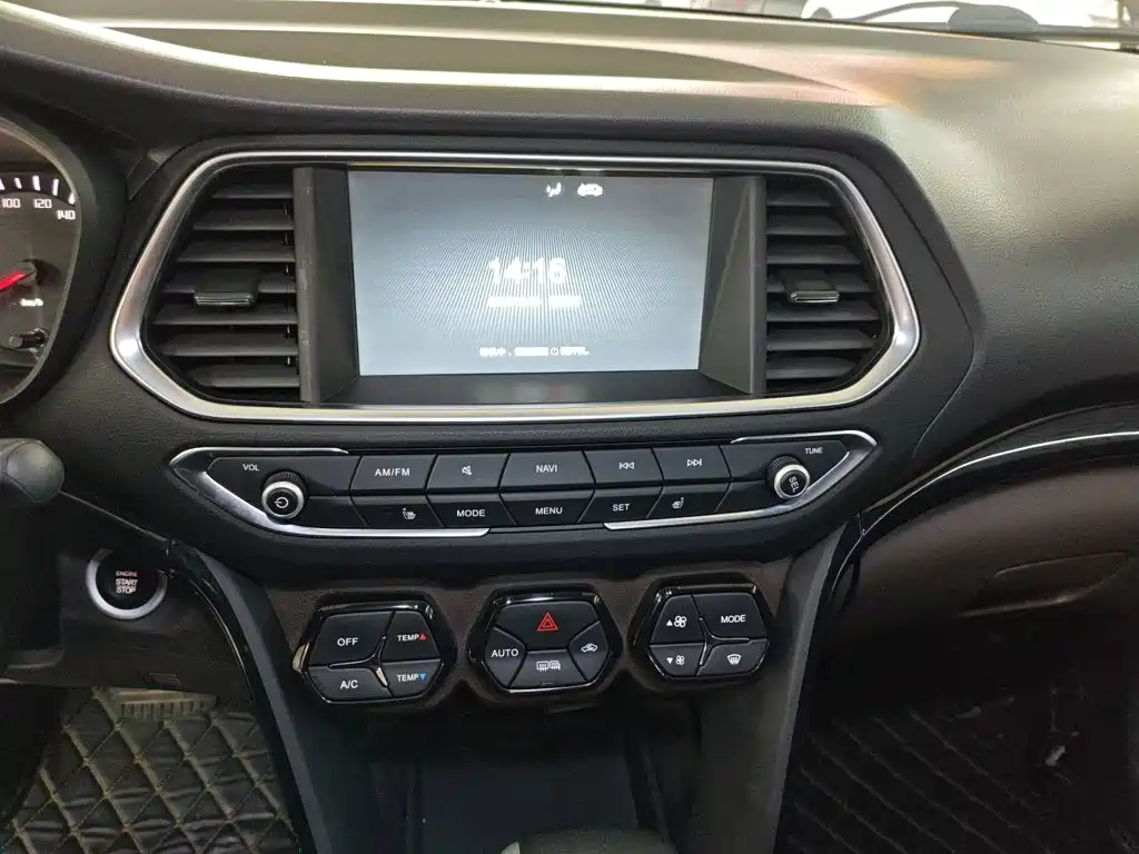 GAC Motor Trumpchi GS4 2018 — фото 13