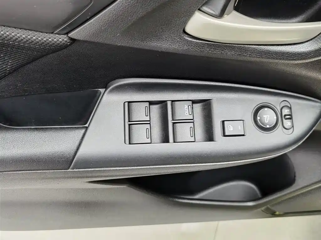 Honda Fit 2014 — фото 9