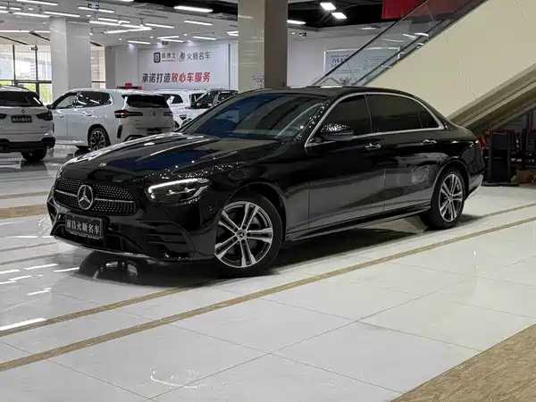 Mercedes-Benz E-Class 2022