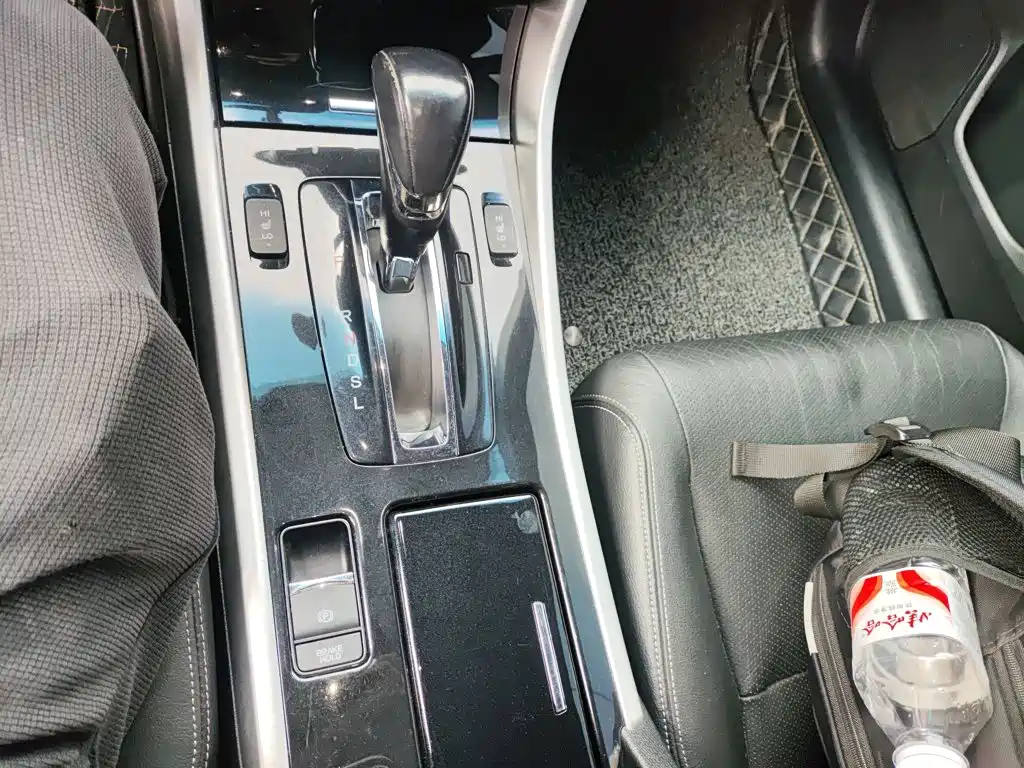 Honda Accord 2016 — фото 10
