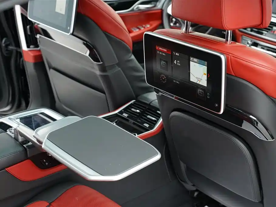 BMW 7 Series 2019 — фото 24