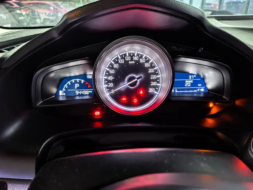 Mazda 3 Angkesela 2018