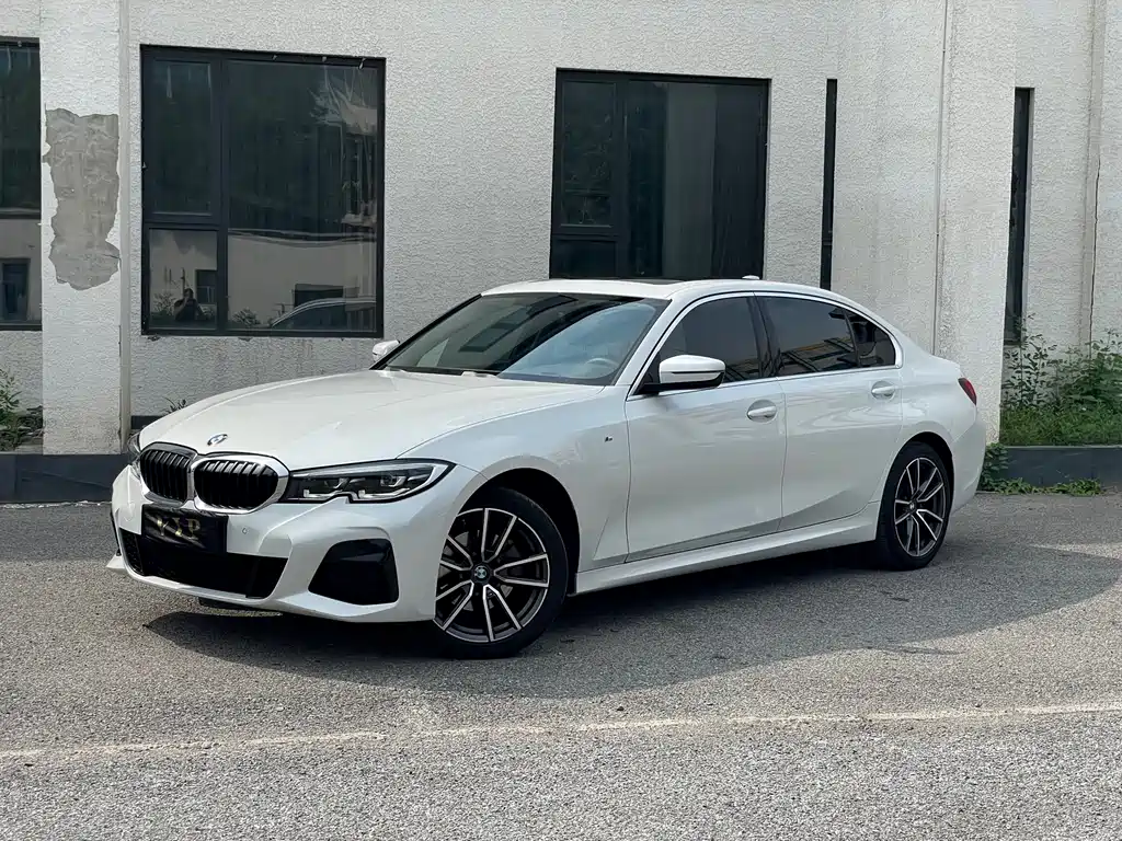 BMW 3 Series 2022