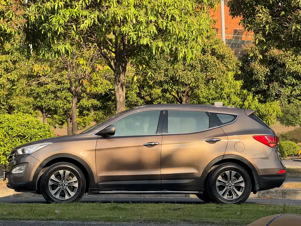 Hyundai Santa Fe 2015 — фото 20