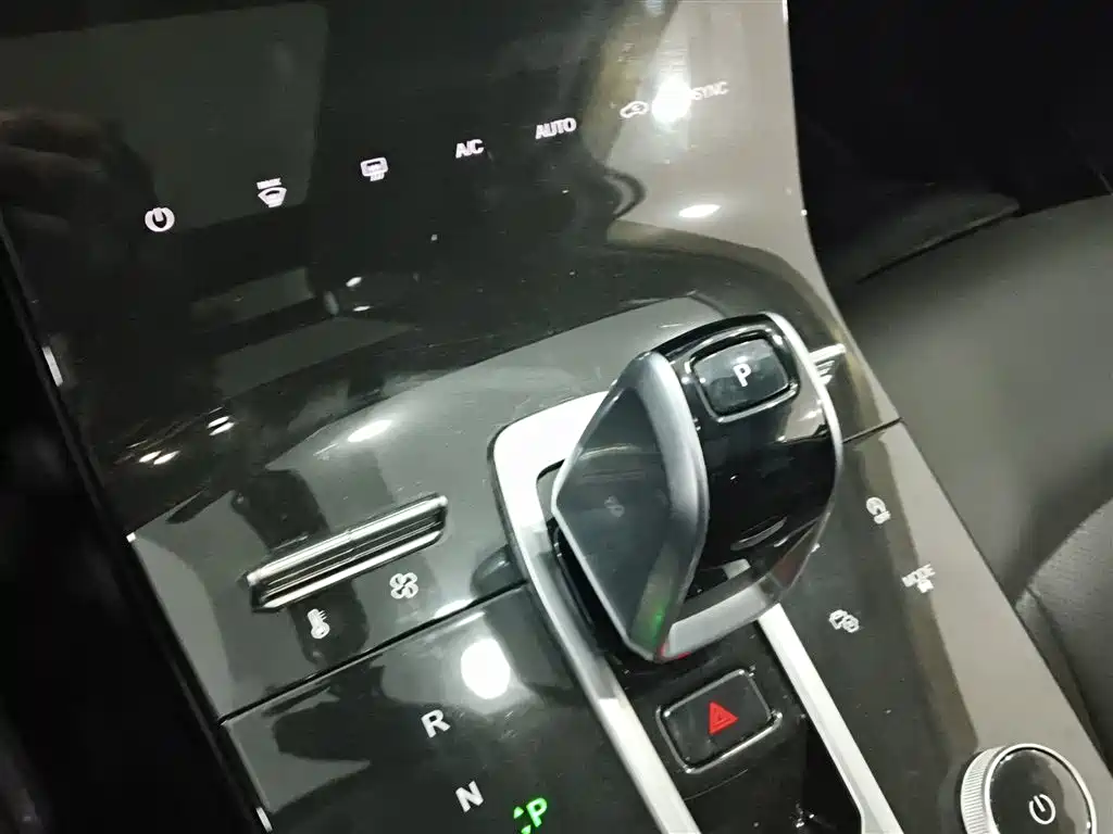 Chery Tiggo 8 2022 — фото 10