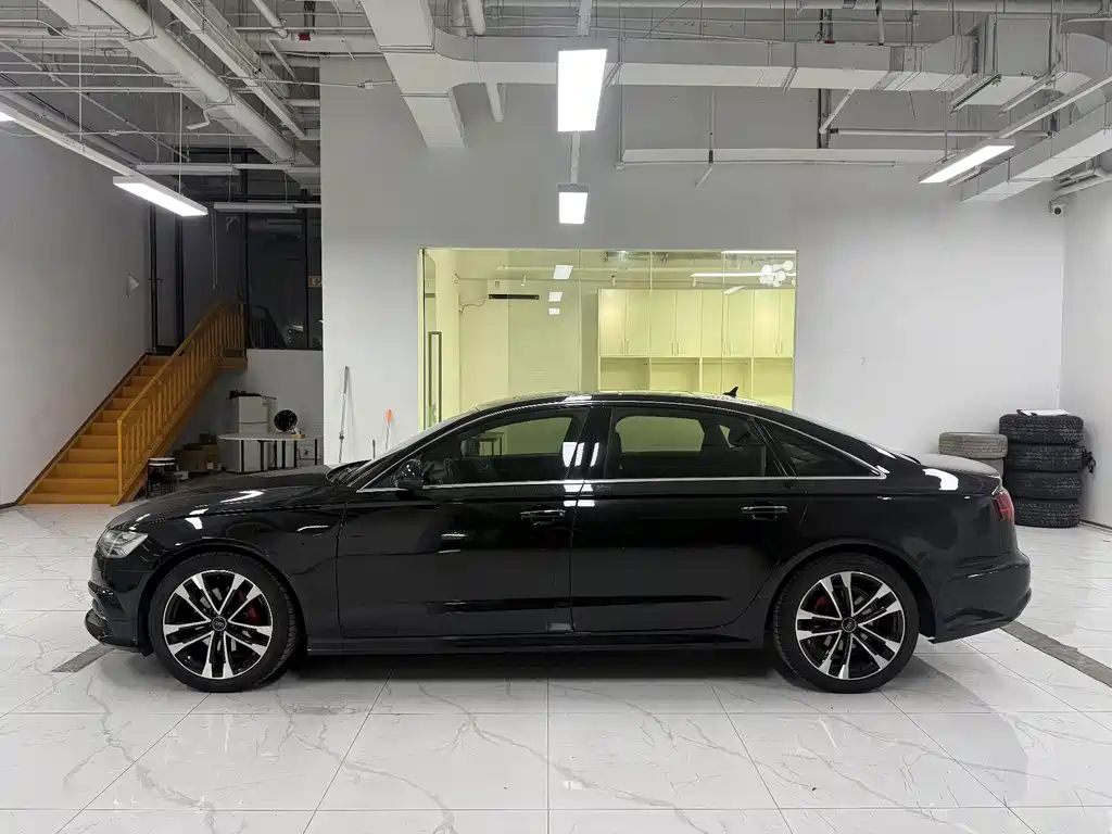 Audi A6L 2018 — фото 3