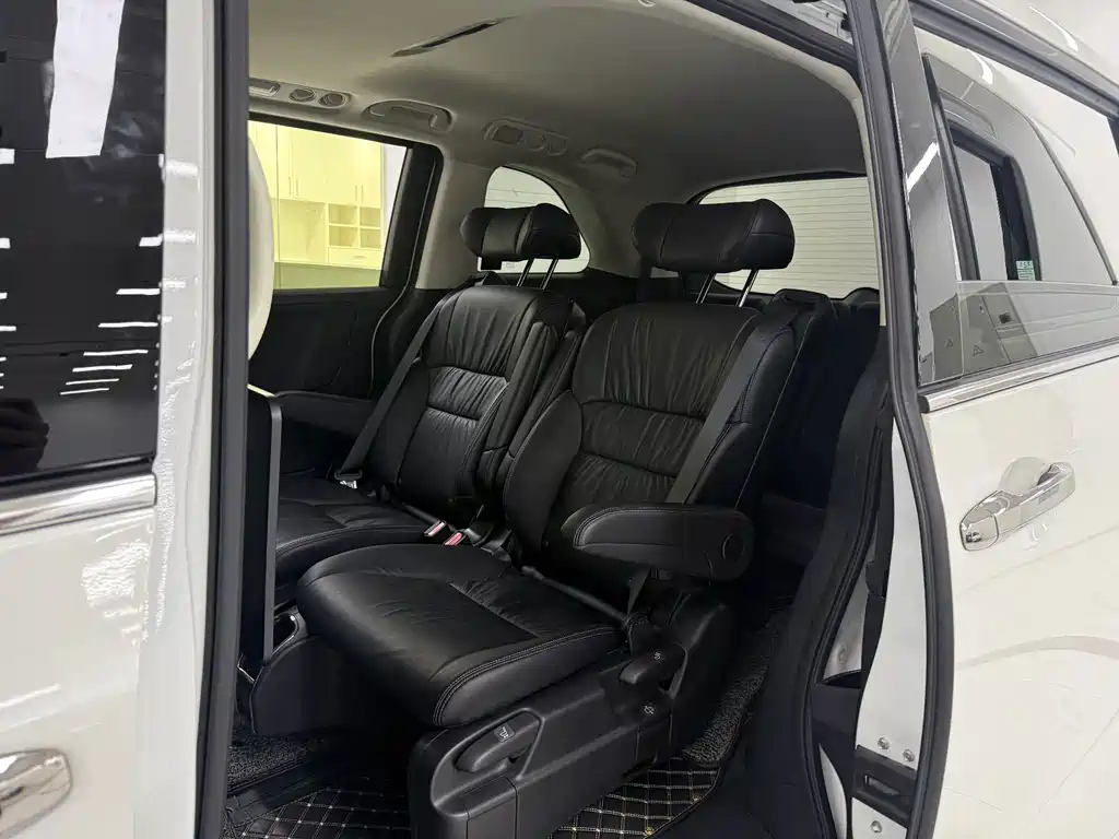 Honda Odyssey 2021 — фото 13