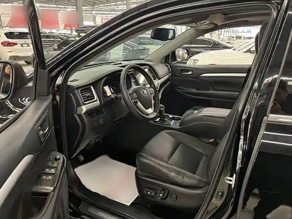 Toyota Highlander 2017