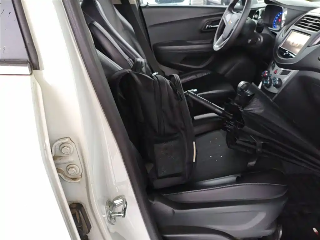 Chevrolet Trax 2015 — фото 25