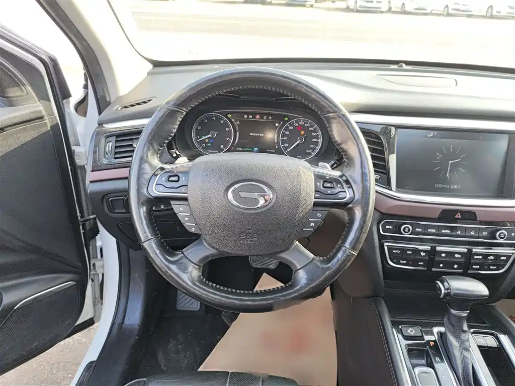 GAC Motor Trumpchi GS8 2019 — фото 11