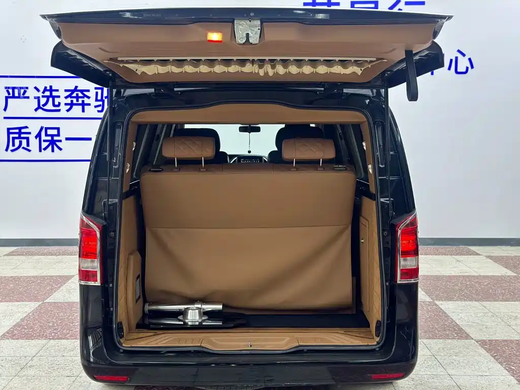 Mercedes-Benz Vito 2017 — фото 33