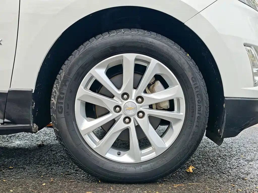 Chevrolet Equinox 2019 — фото 18
