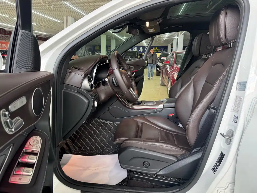 Mercedes-Benz GLC 2020