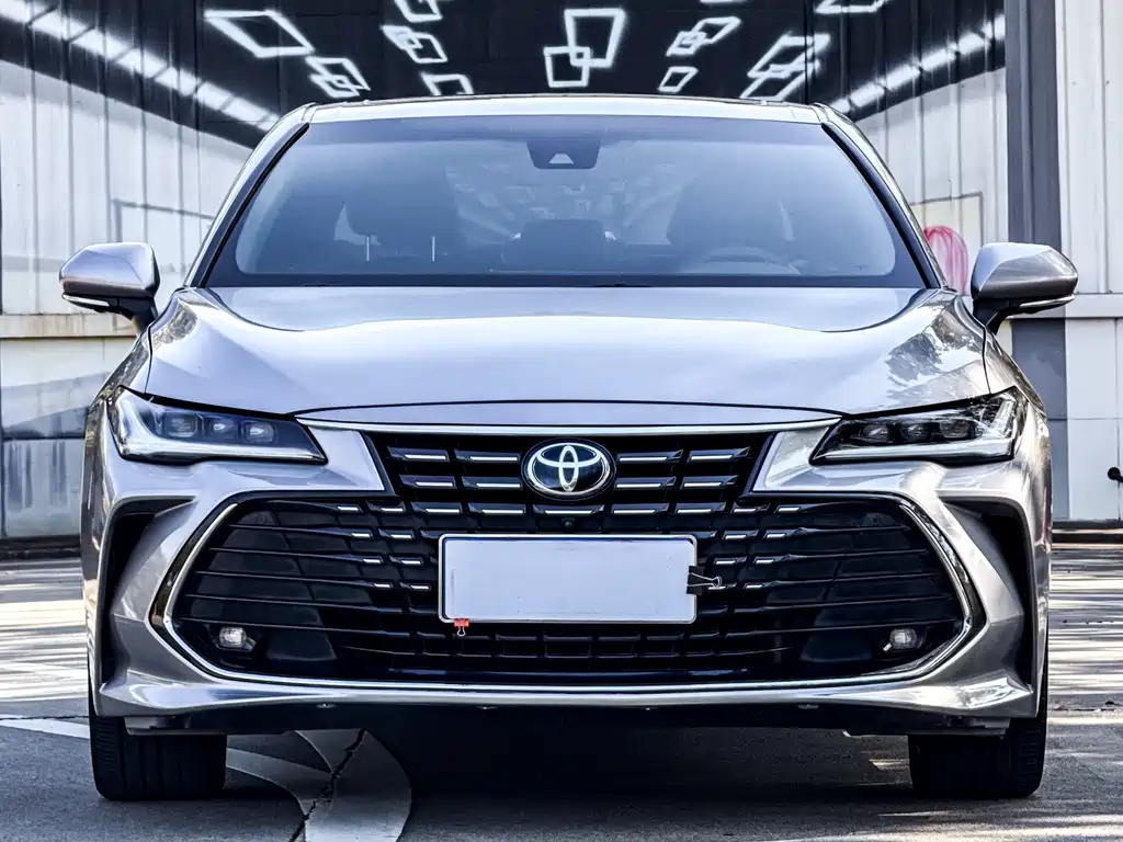 Toyota Avalon 2022 — фото 2