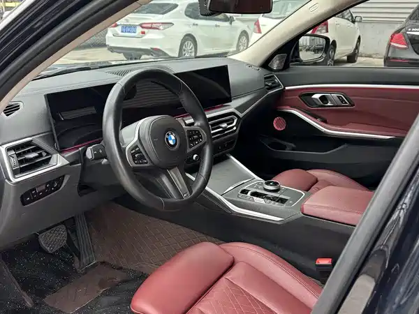 BMW 3 Series 2023