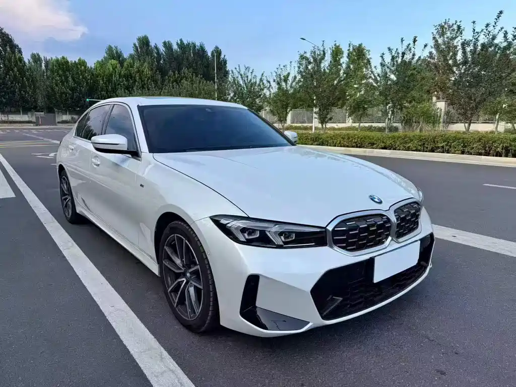 BMW 3 Series 2025