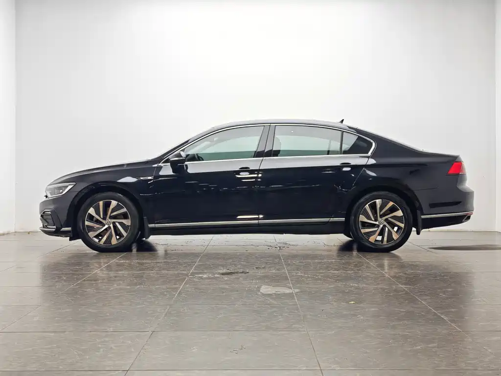 Volkswagen Magotan GTE PHEV 2020 — фото 10