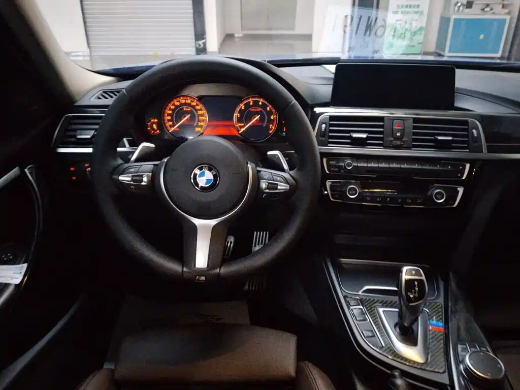 BMW 3 Series 2019