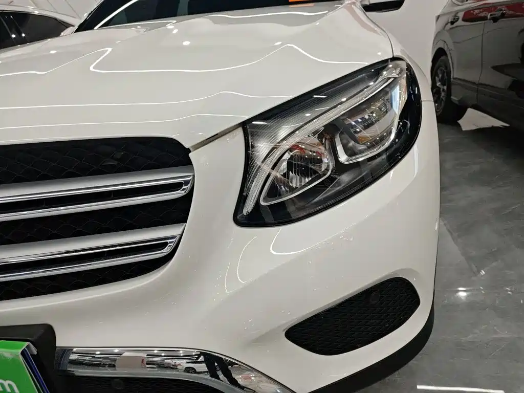 Mercedes-Benz GLC 2017 — фото 18
