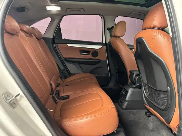 BMW 2 Series Station Wagon 2016