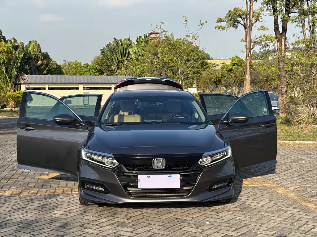 Honda Accord 2021 — фото 12