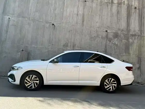 Volkswagen Lavida 2024