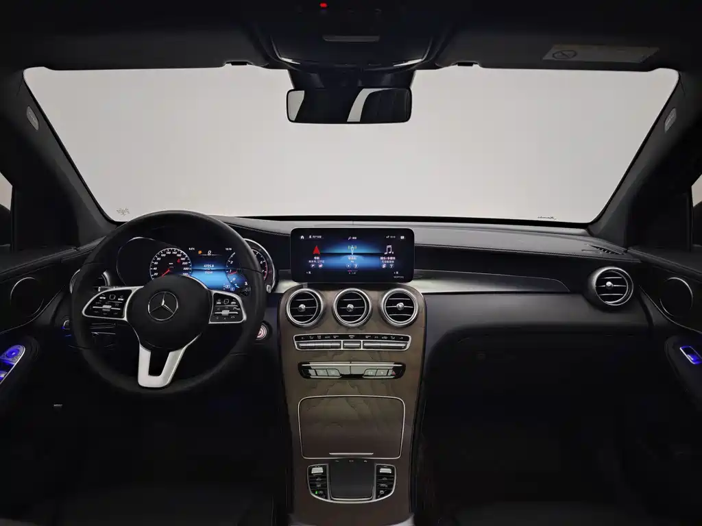 Mercedes-Benz GLC 2020 — фото 14