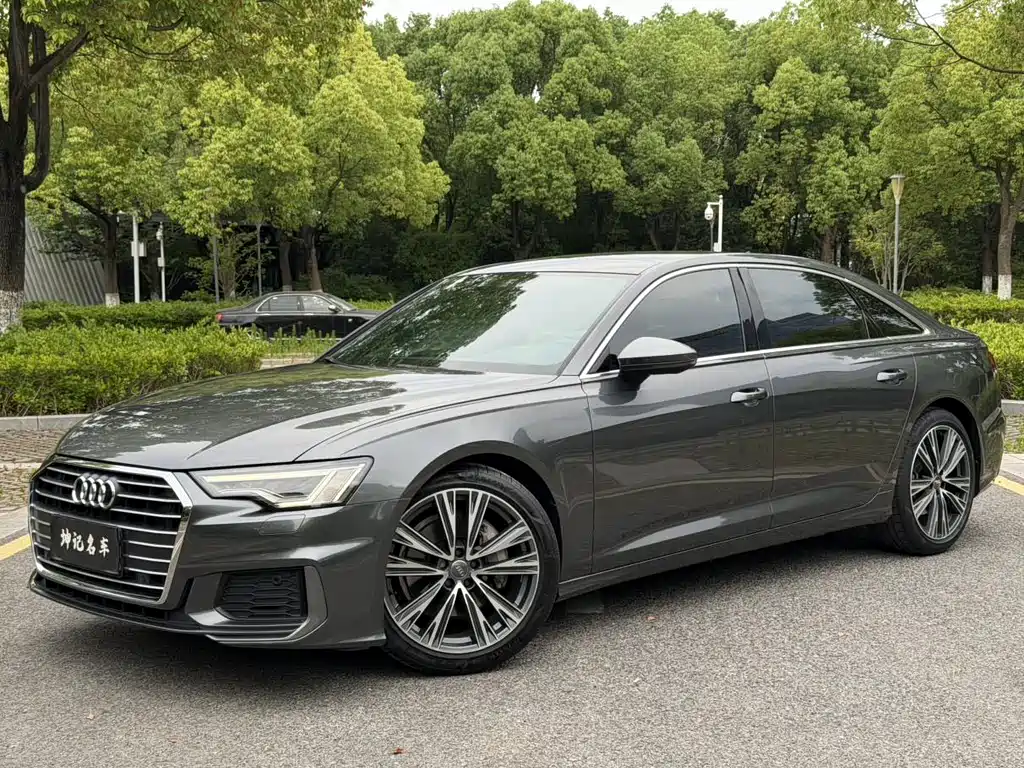 Audi A6L 2021 — фото 1