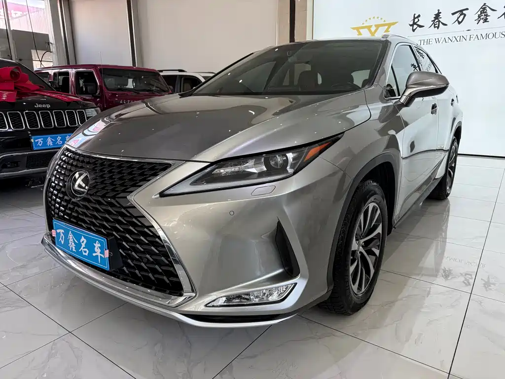 Lexus RX 2021 — фото 1