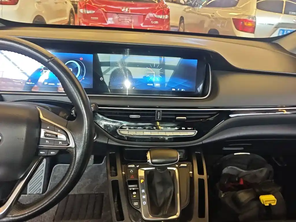 GAC Trumpchi M6 2020 — фото 9