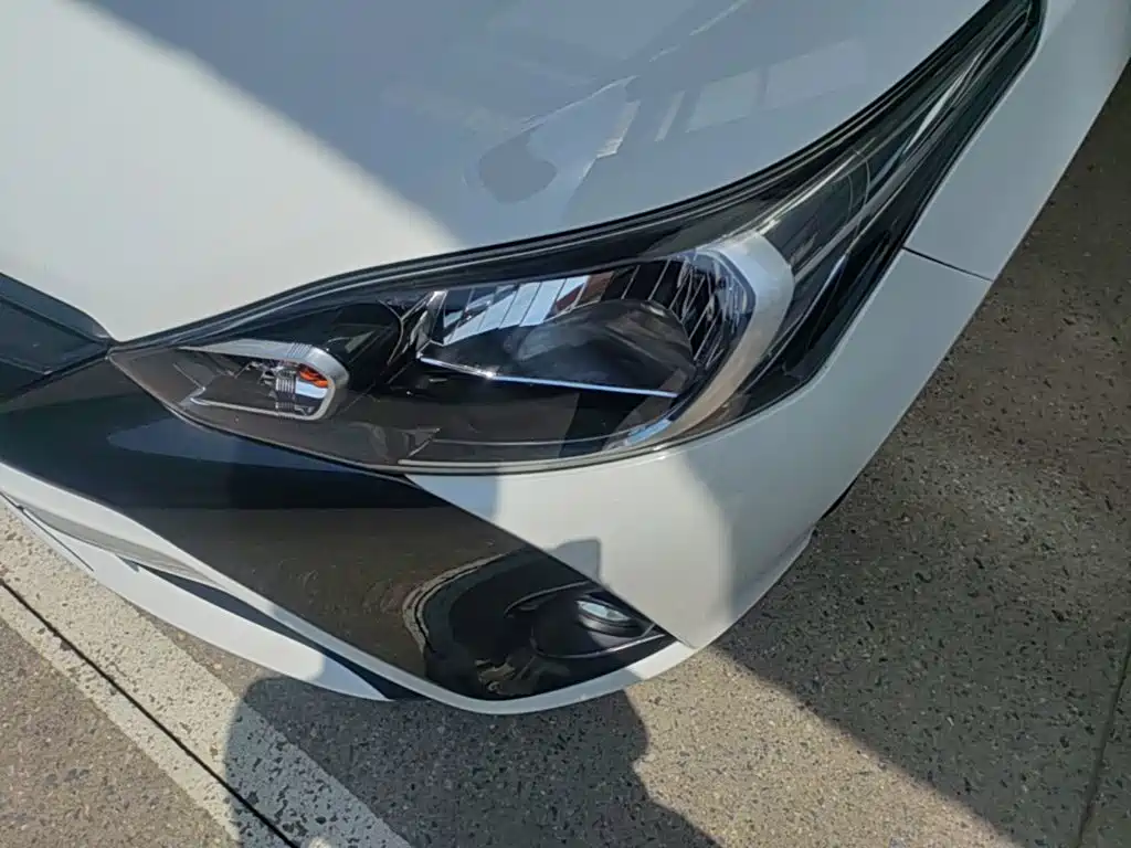 Toyota Yaris L 2018 — фото 24