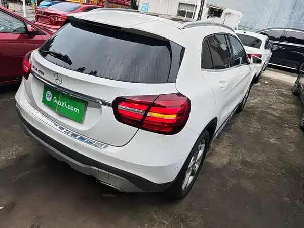 Mercedes-Benz GLA 2018