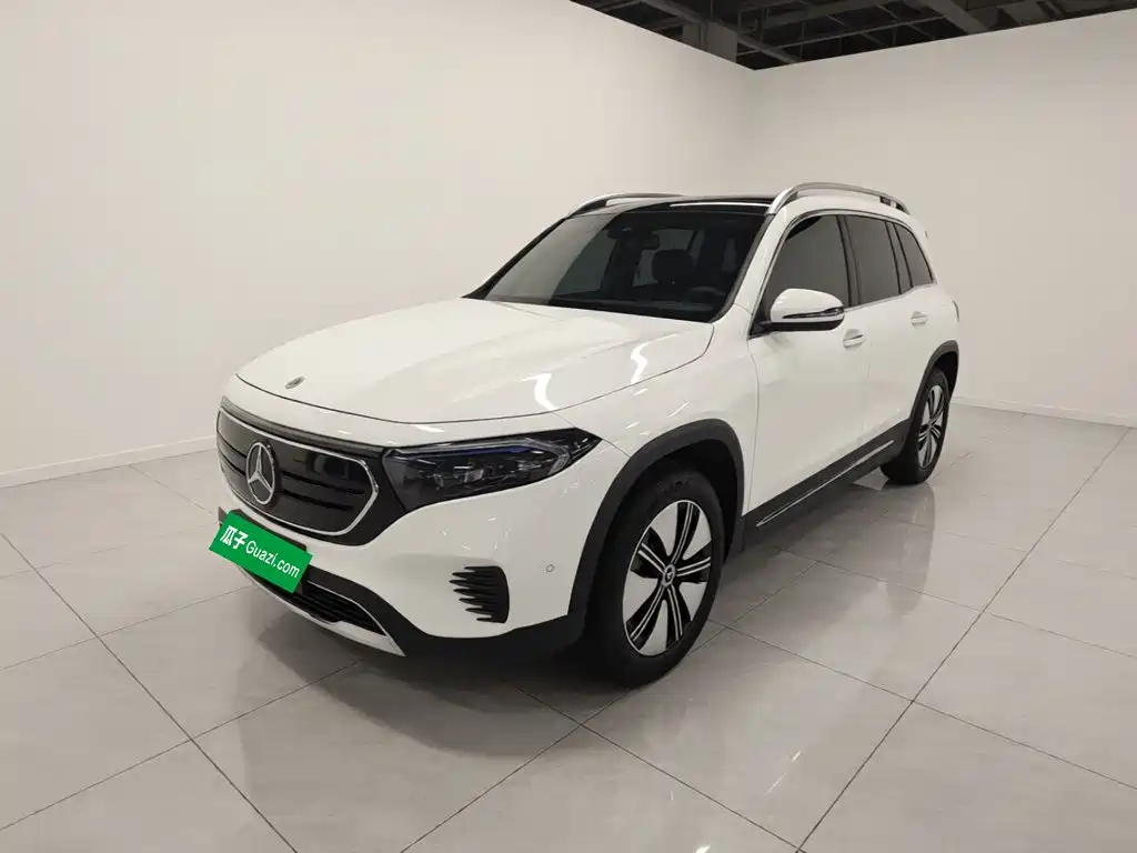 Mercedes-Benz EQB 2024