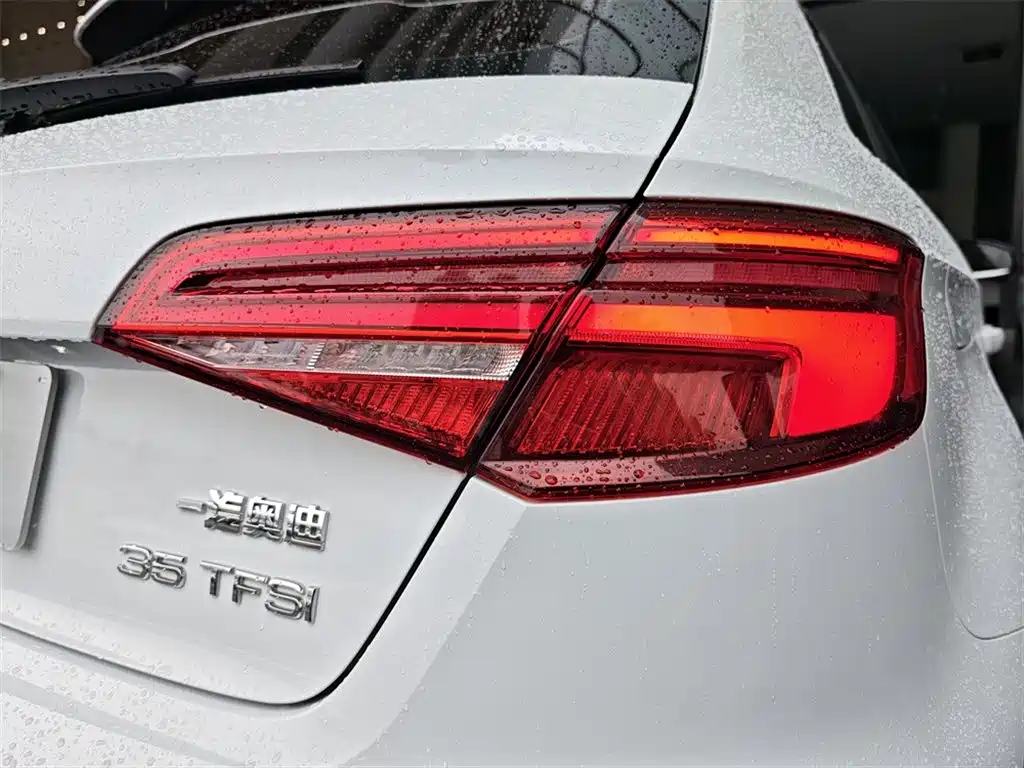 Audi A3 2018 — фото 15