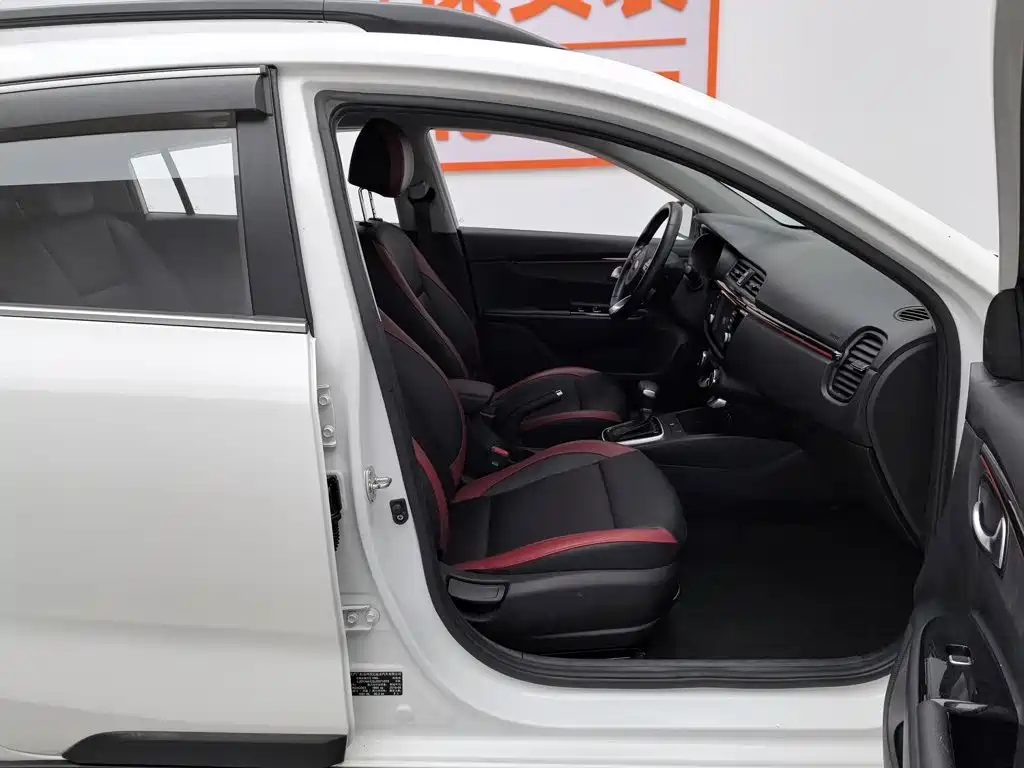 Kia KX CROSS 2019 — фото 23