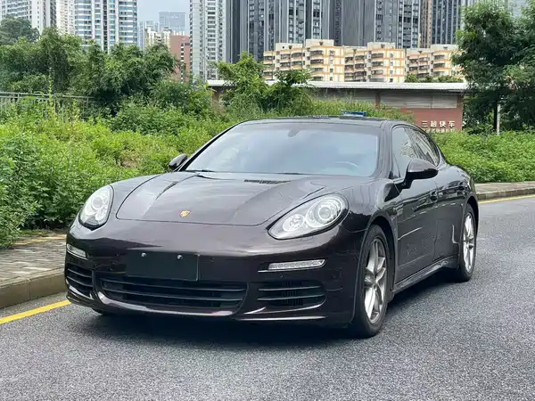 Porsche Panamera 2016