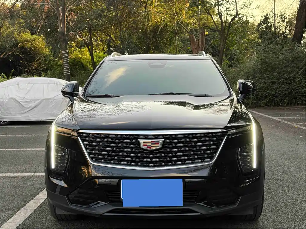 Cadillac XT4 2024 — фото 2