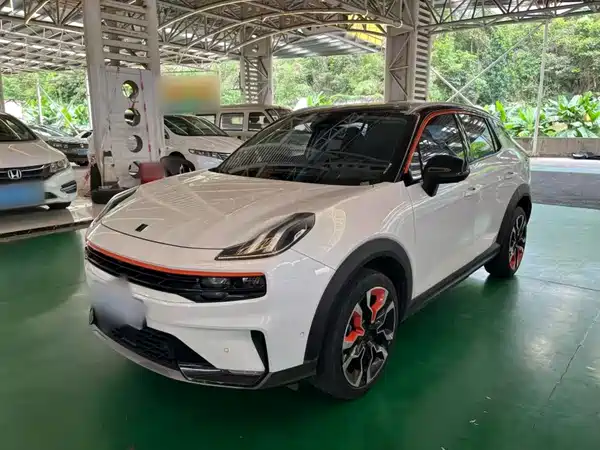 Lynk & Co 06 2021