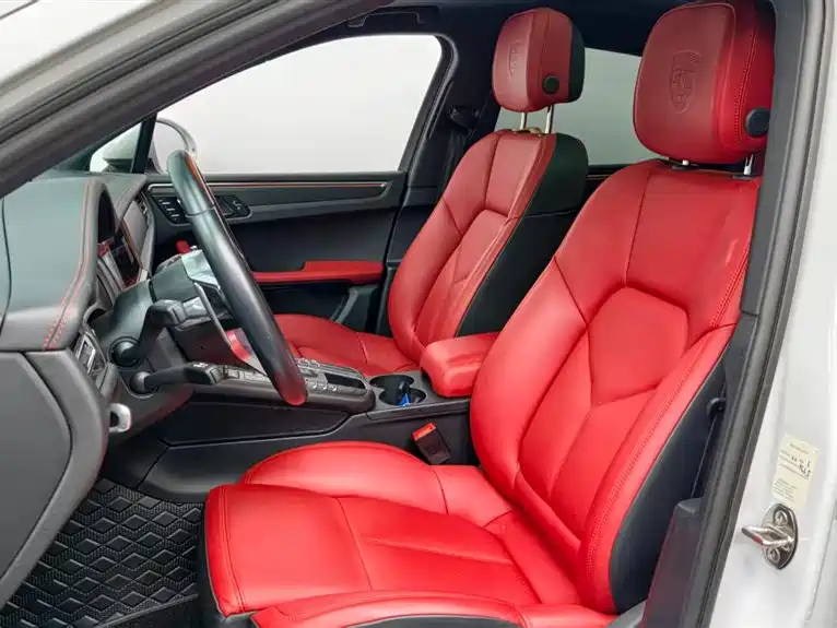 Porsche Macan 2021 — фото 12