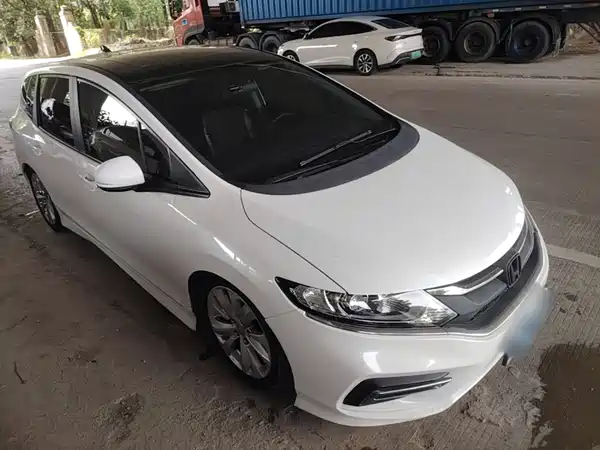 Honda Jade 2019