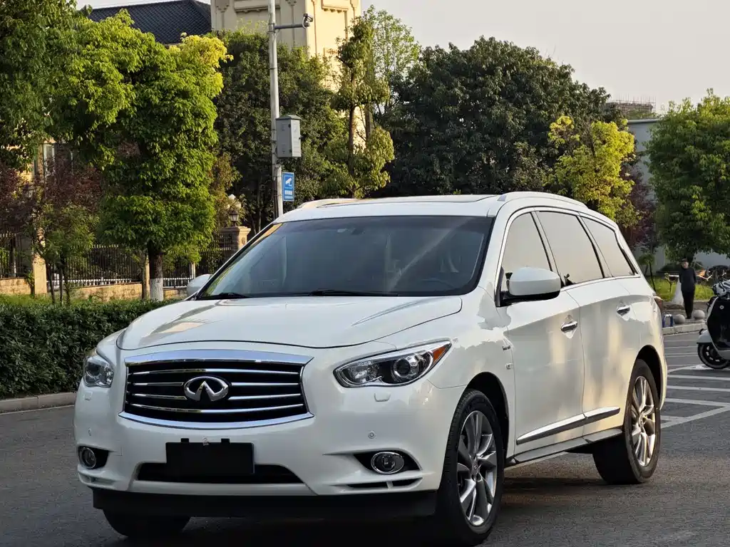 Infiniti QX60 2016 — фото 1
