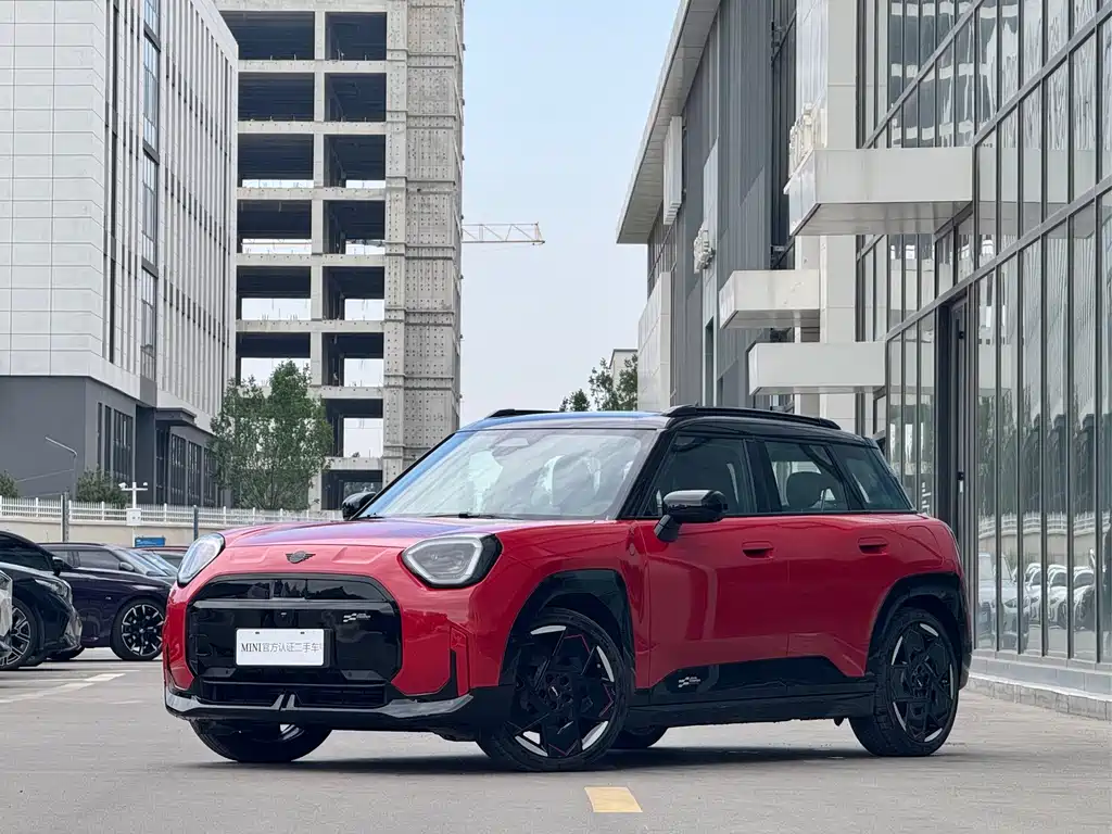 MINI JCW Aceman EV — фото 1