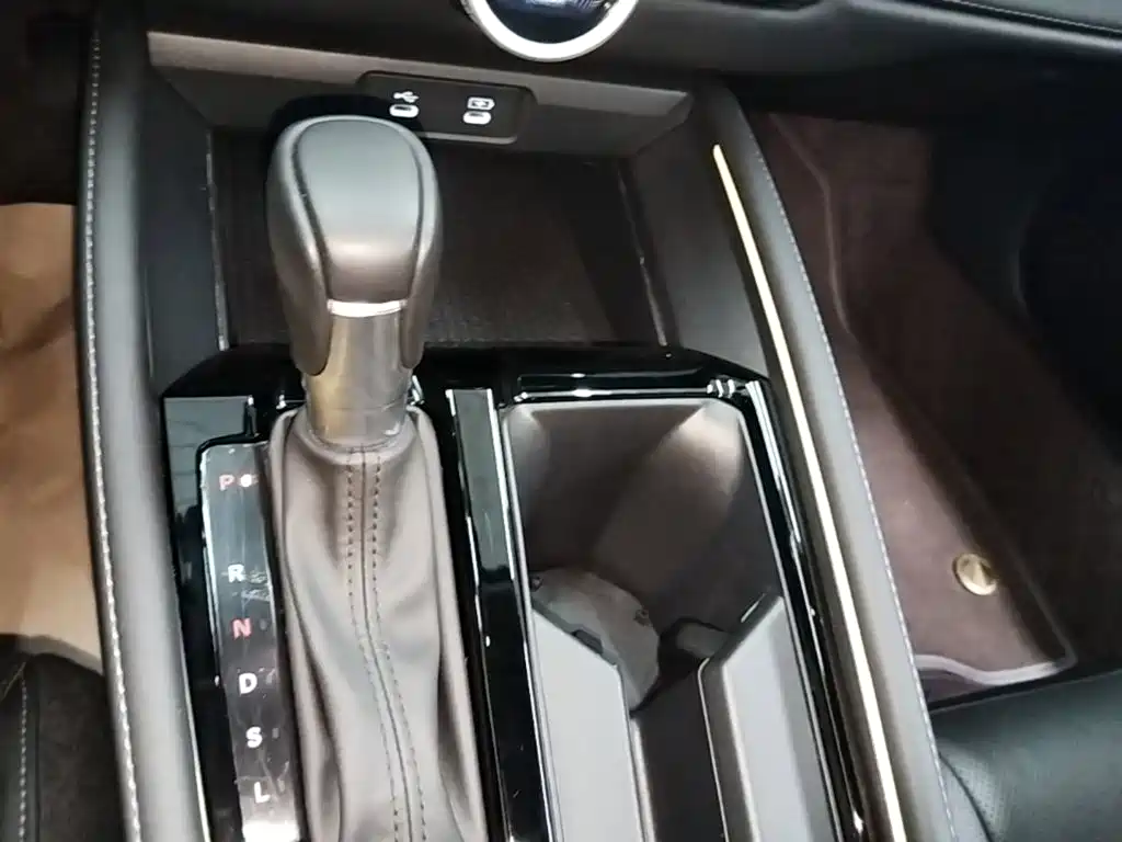 Honda Accord 2025 — фото 10