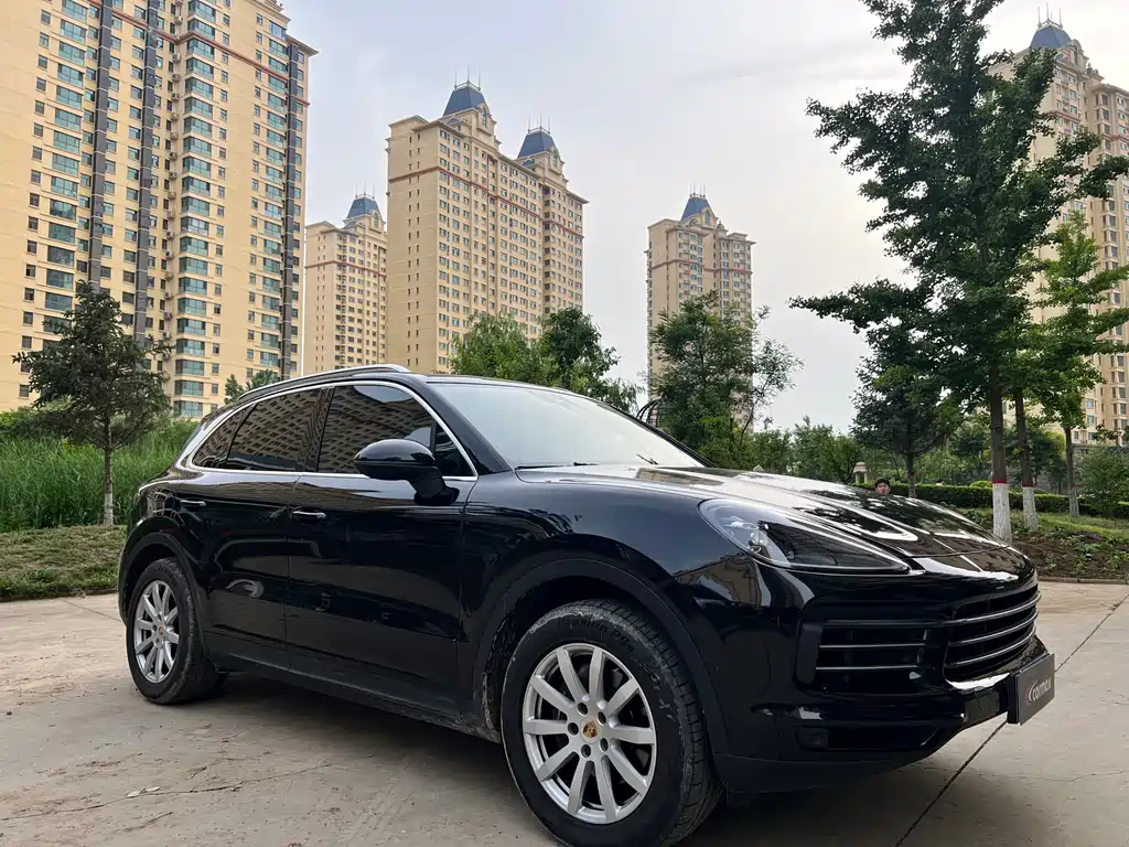 Porsche Cayenne 2019 — фото 3